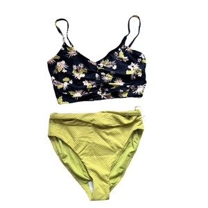 Mynah Bralette Bikini Top and High Waisted Bottoms Size Small NEW